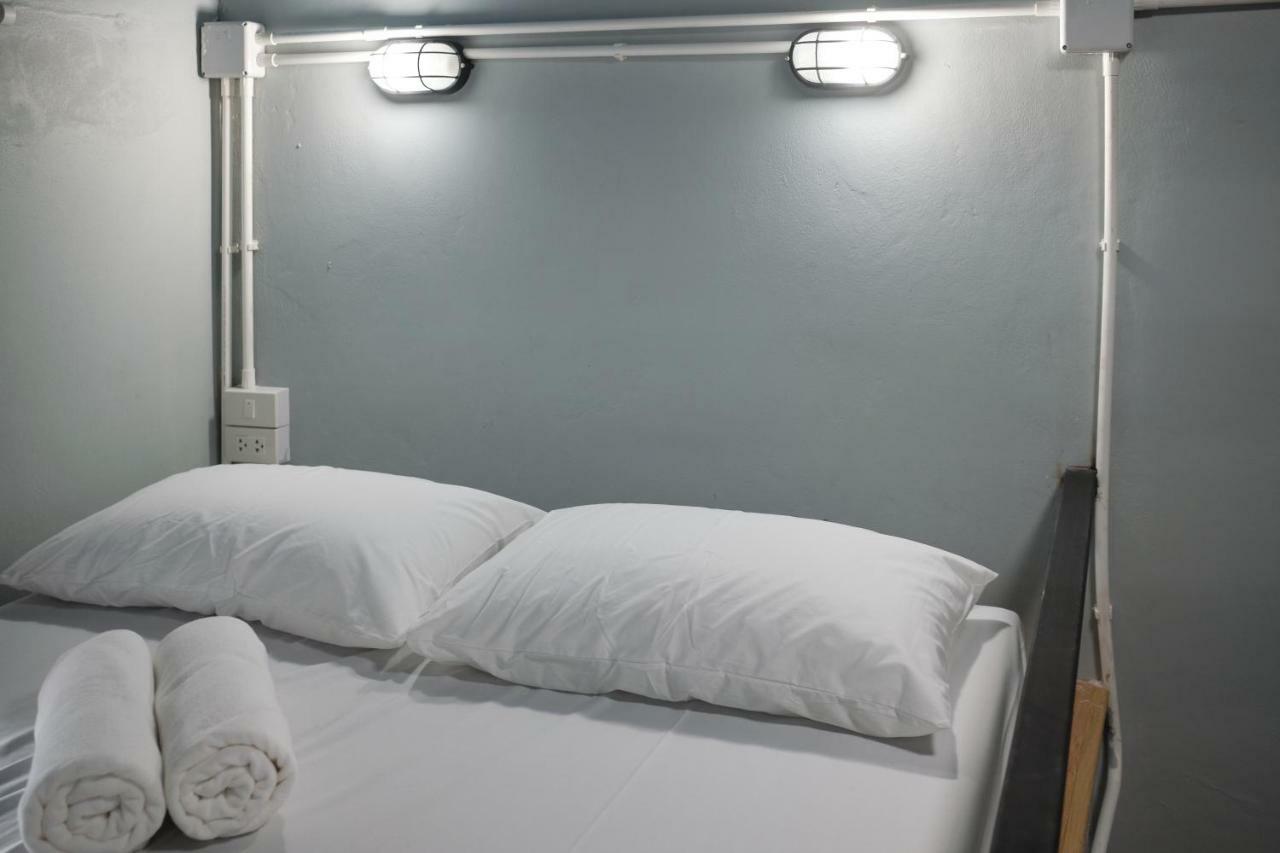 Private Stay Hostel Bangkok Zewnętrze zdjęcie